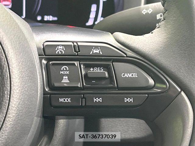 Toyota YARIS CROSS 2025-08 8687014-5