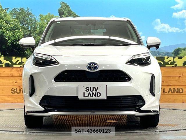 Toyota YARIS CROSS 2020-12 8687023-13