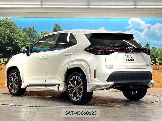 Toyota YARIS CROSS 2020-12 8687023-16
