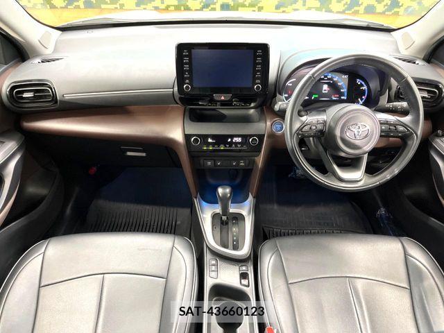 Toyota YARIS CROSS 2020-12 8687023-1