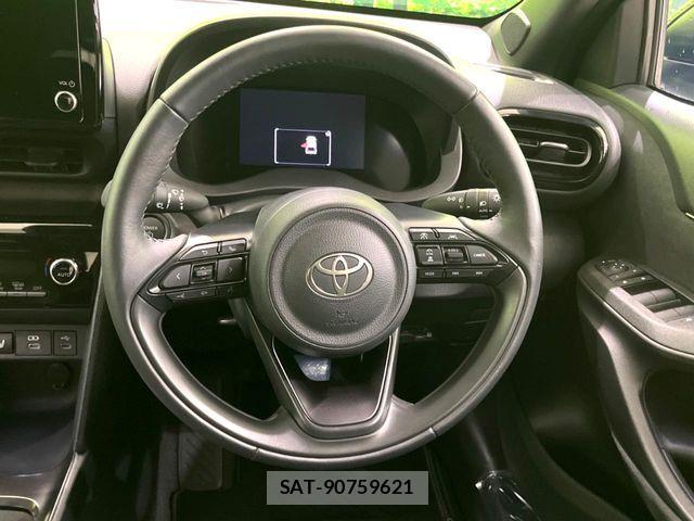 Toyota YARIS CROSS 2025-08 8687011-11