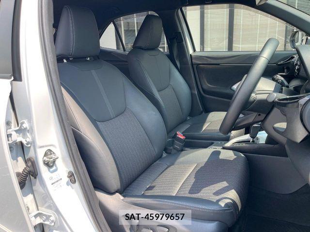 Toyota YARIS CROSS 2023-07 8687013-11