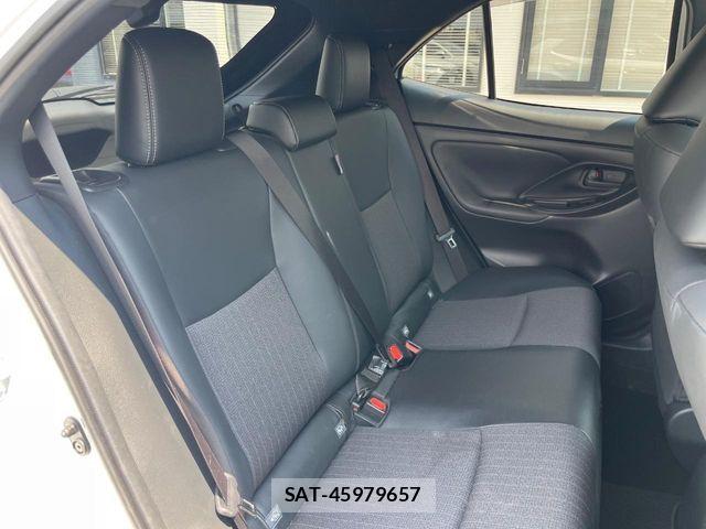 Toyota YARIS CROSS 2023-07 8687013-12