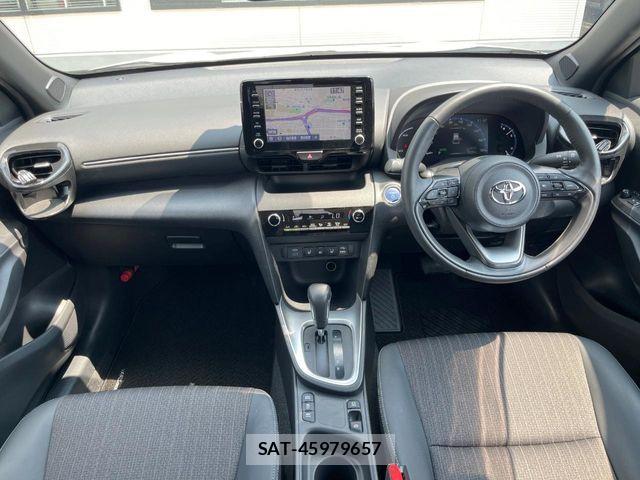 Toyota YARIS CROSS 2023-07 8687013-1