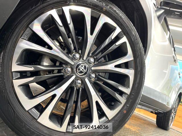 Toyota YARIS CROSS 2023-03 8687022-12