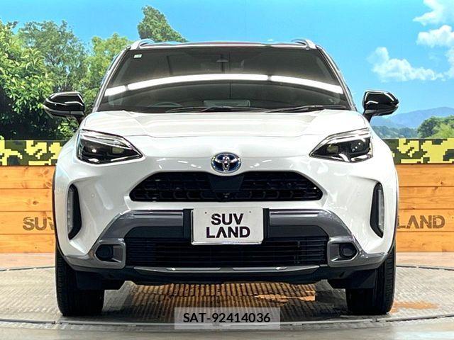 Toyota YARIS CROSS 2023-03 8687022-13