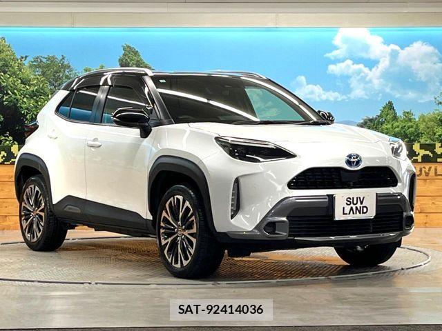 Toyota YARIS CROSS 2023-03 8687022-15