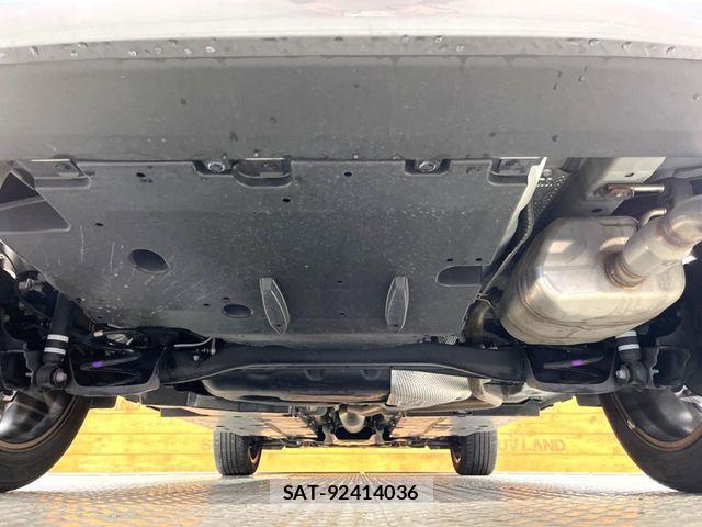 Toyota YARIS CROSS 2023-03 8687022-18