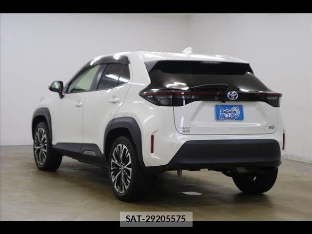 Toyota YARIS CROSS 2021-03 8747119-19