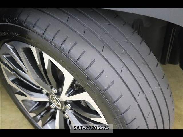 Toyota YARIS CROSS 2021-03 8747119-24