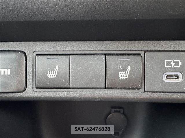 Toyota YARIS CROSS 2024-03 8747102-5