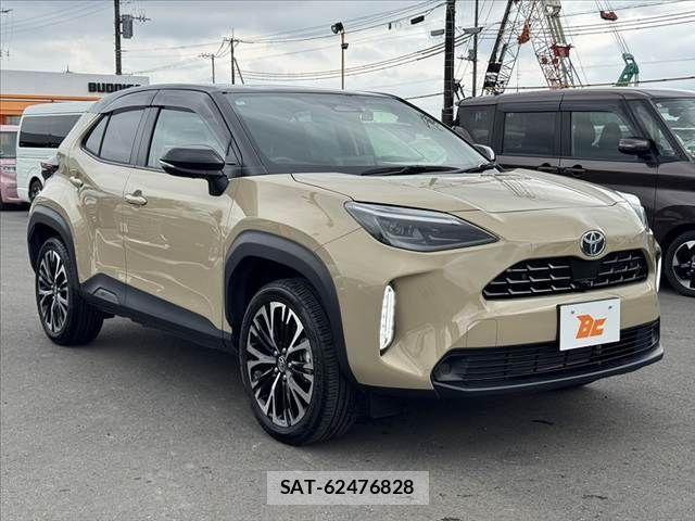 Toyota YARIS CROSS 2024-03 8747102-7