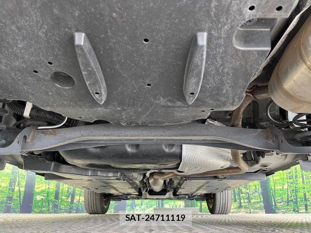 Toyota YARIS CROSS 2022-08 8747111-18