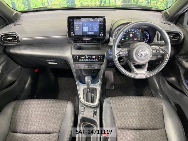 Toyota YARIS CROSS 2022-08 8747111-1