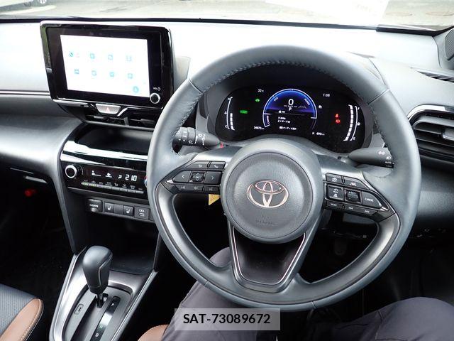 Toyota YARIS CROSS 2024-04 8747098-16