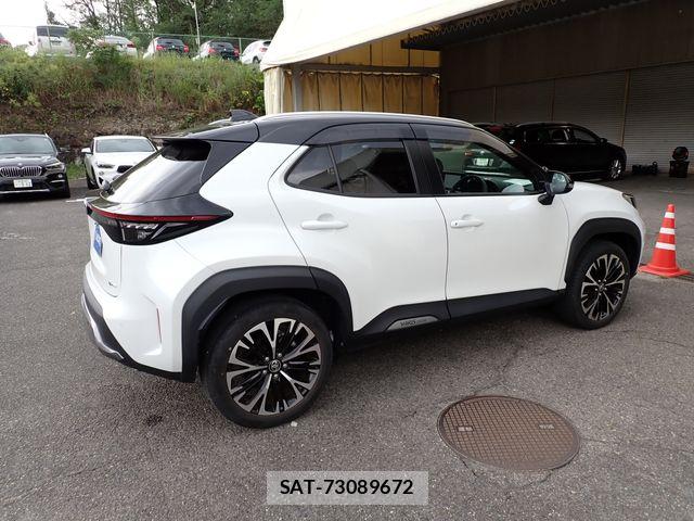 Toyota YARIS CROSS 2024-04 8747098-6