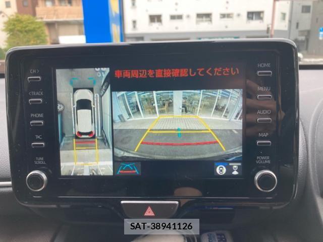 Toyota YARIS CROSS 2021-08 8747120-17