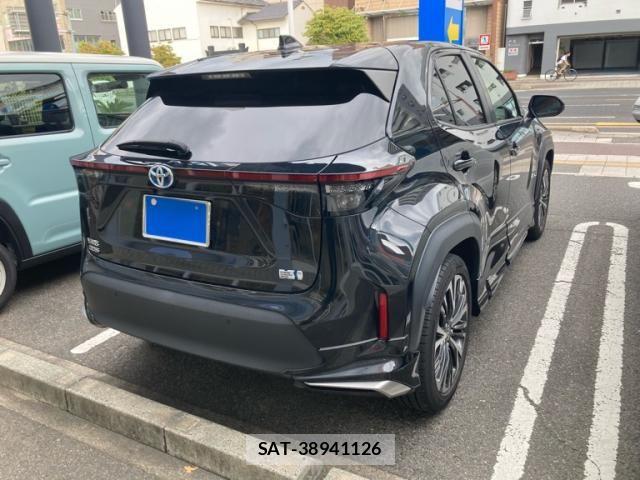 Toyota YARIS CROSS 2021-08 8747120-3