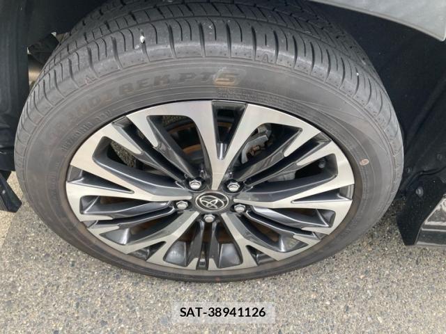 Toyota YARIS CROSS 2021-08 8747120-6