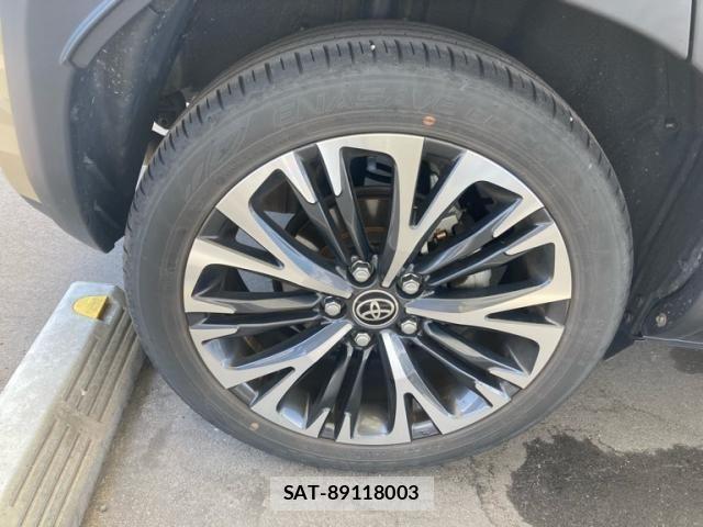 Toyota YARIS CROSS 2024-01 8747116-9