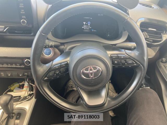 Toyota YARIS CROSS 2024-01 8747116-18