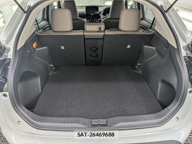 Toyota YARIS CROSS 2025-05 8747099-11