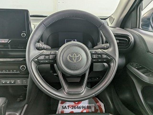 Toyota YARIS CROSS 2025-05 8747099-13