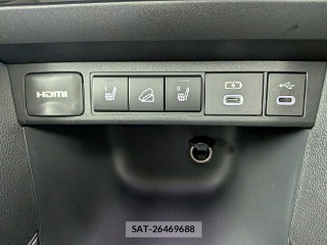 Toyota YARIS CROSS 2025-05 8747099-19