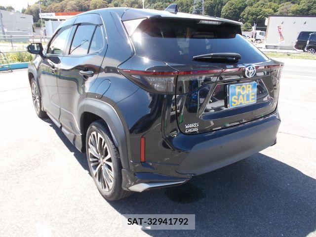Toyota YARIS CROSS 2020-12 8747118-2
