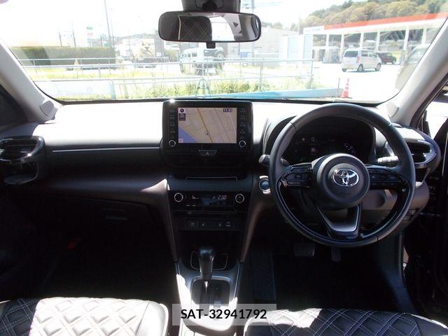 Toyota YARIS CROSS 2020-12 8747118-4