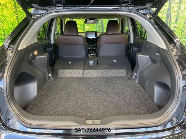 Toyota YARIS CROSS 2021-07 8747114-10