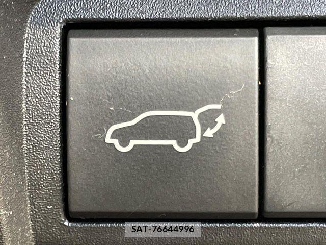 Toyota YARIS CROSS 2021-07 8747114-5