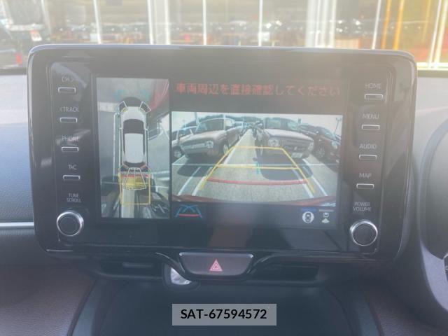 Toyota YARIS CROSS 2023-11 8747115-19
