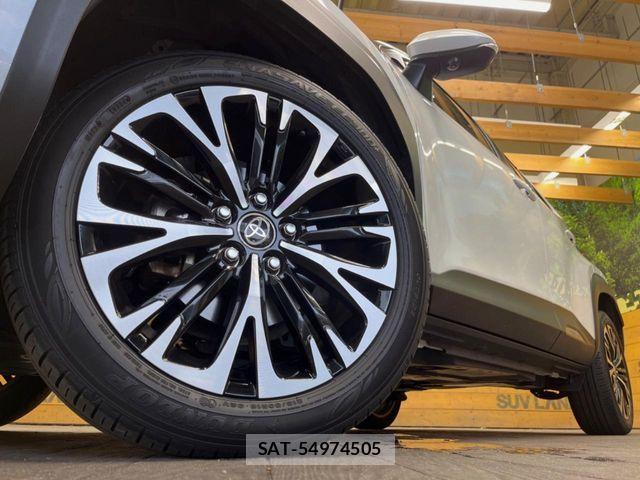 Toyota YARIS CROSS 2024-03 8747100-12