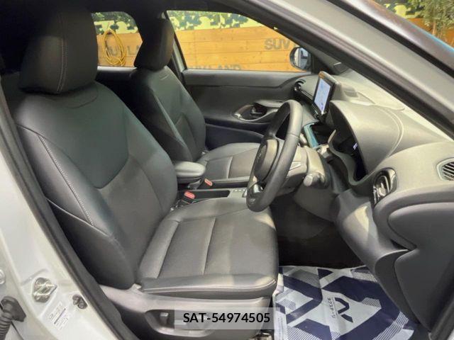 Toyota YARIS CROSS 2024-03 8747100-7