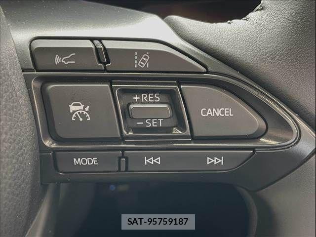 Toyota YARIS CROSS 2021-11 8747113-9