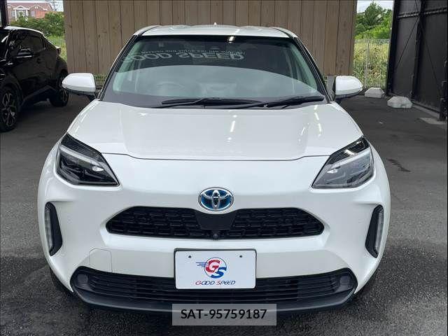 Toyota YARIS CROSS 2021-11 8747113-14