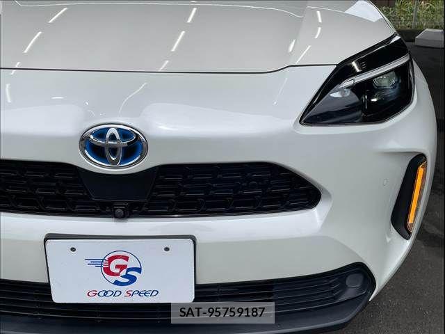 Toyota YARIS CROSS 2021-11 8747113-19