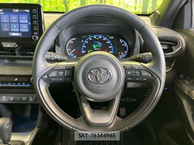 Toyota YARIS CROSS 2023-12 8747101-10