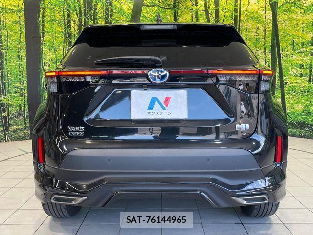 Toyota YARIS CROSS 2023-12 8747101-14