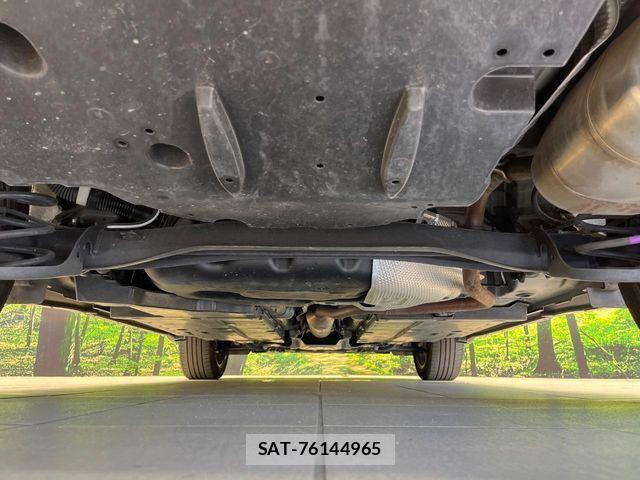 Toyota YARIS CROSS 2023-12 8747101-18