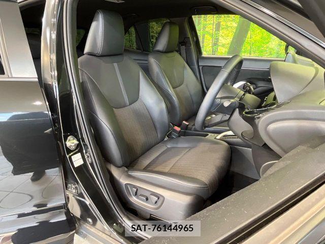 Toyota YARIS CROSS 2023-12 8747101-7