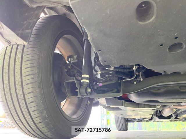 Toyota YARIS CROSS 2022-09 8747112-17