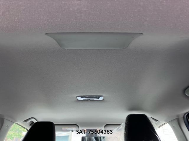 Toyota YARIS CROSS 2021-03 8747122-10