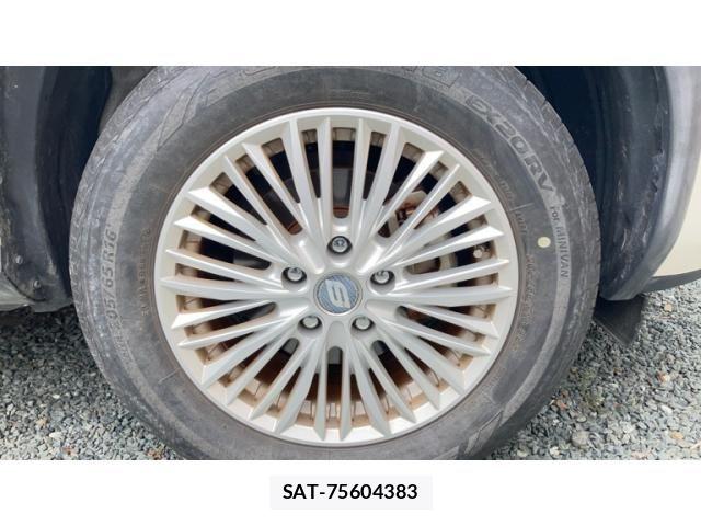 Toyota YARIS CROSS 2021-03 8747122-23