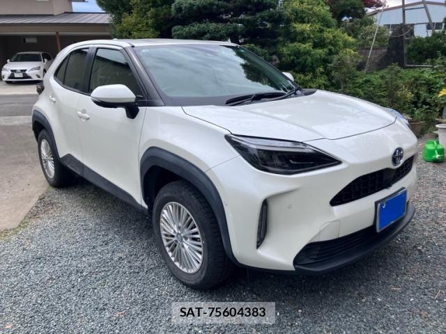 Toyota YARIS CROSS 2021-03 8747122-2