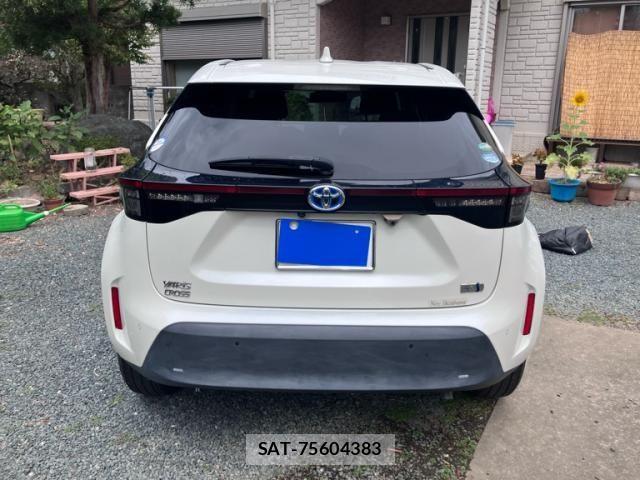 Toyota YARIS CROSS 2021-03 8747122-3