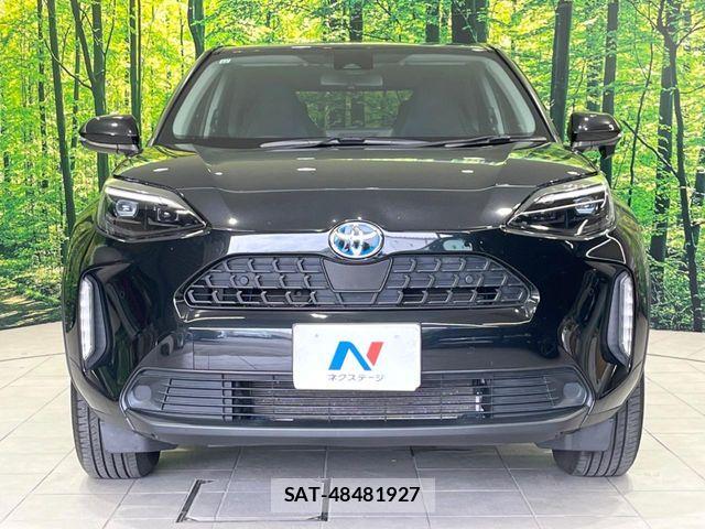 Toyota YARIS CROSS 2021-12 8782807-13