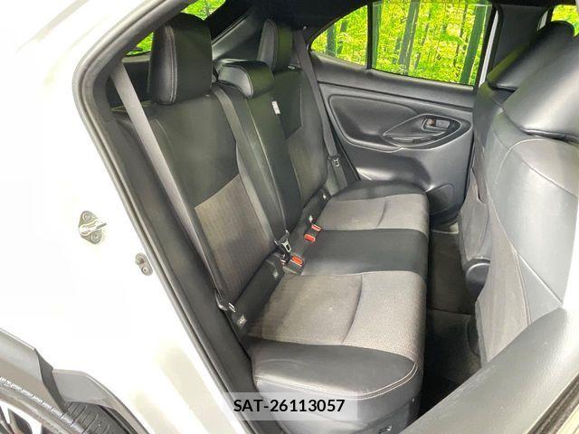 Toyota YARIS CROSS 2023-10 8782795-9