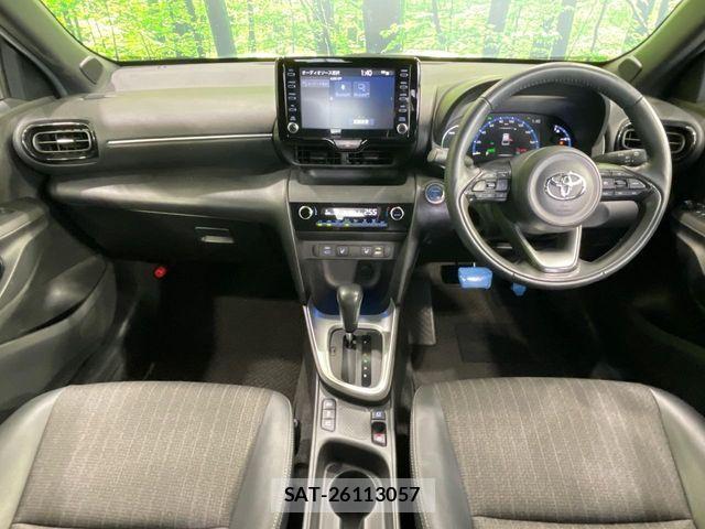 Toyota YARIS CROSS 2023-10 8782795-1